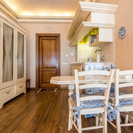 Angel House Vilnius, Pilies Appartement Buitenkant foto