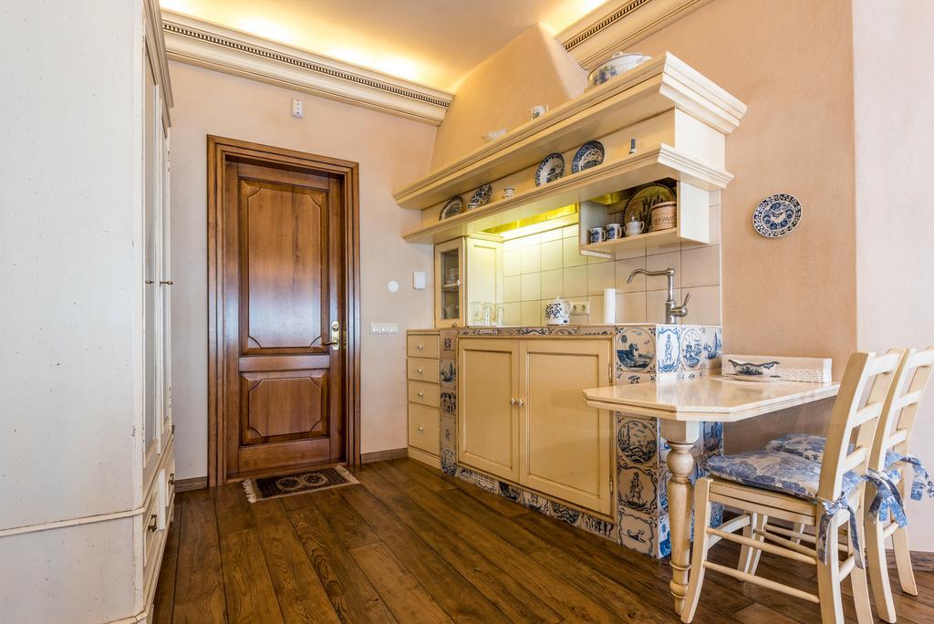Angel House Vilnius, Pilies Appartement Buitenkant foto